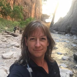 Meet your Posher, Denise